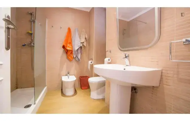 Alquiler Apartamento 6 Dormitorios Valencia