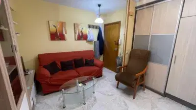 Piso en Alquiler Ensanche 4 Dormitorios 2 Baños Reformado