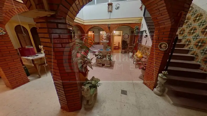 Casa con Vistas en Ollerías Centro Córdoba 13 Dormitorios