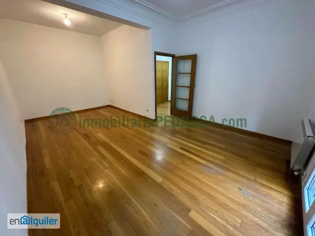Alquiler piso 195m2 Centro Pontevedra 4 dormitorios