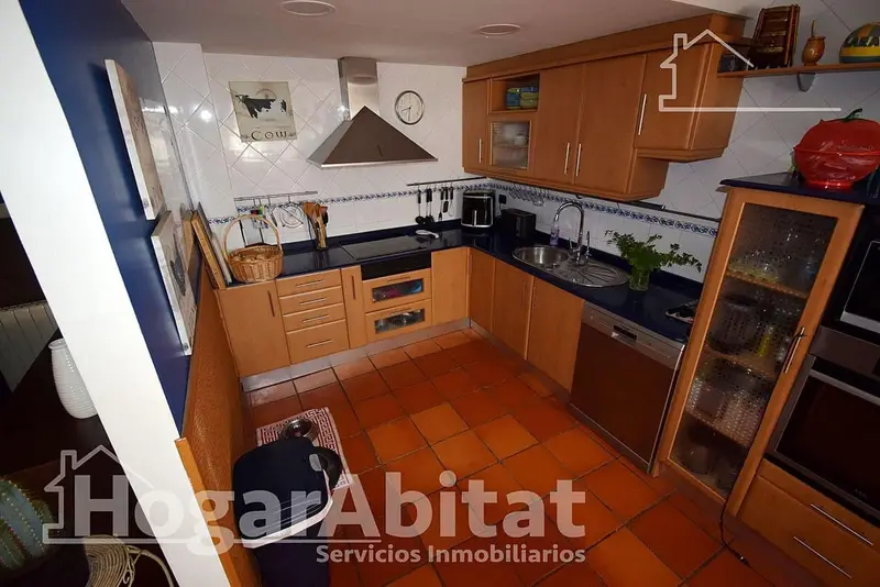 Adosado en Borriol con Garaje y Gimnasio