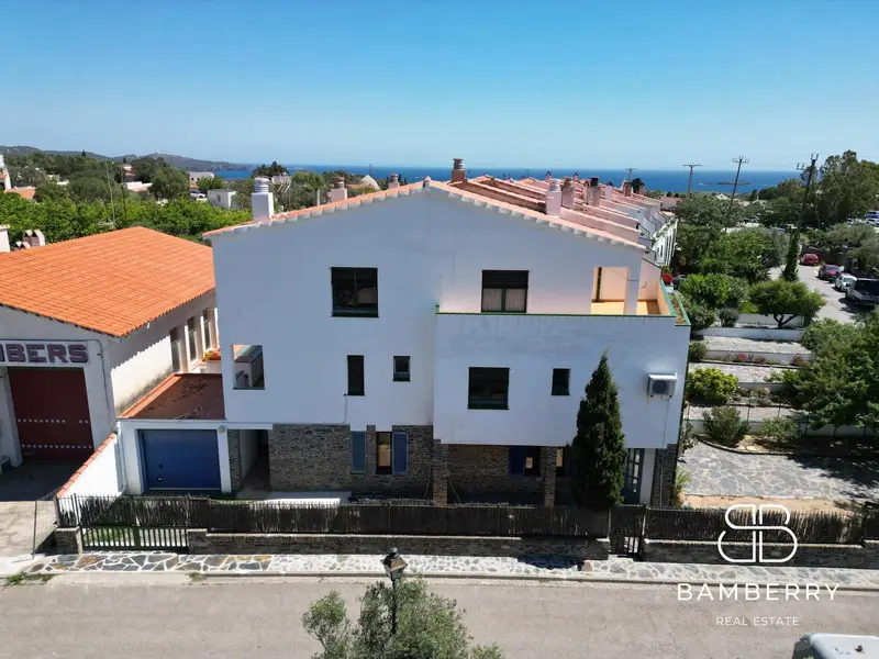 Adosado en venta en Cadaqués, Girona