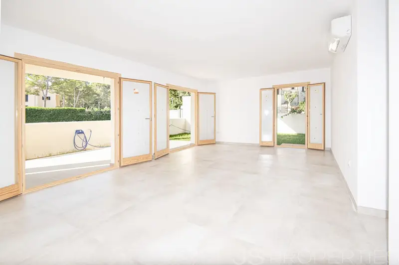 Apartamento en Venta Port de Pollença  Jardín Privado 3 Dormitorios