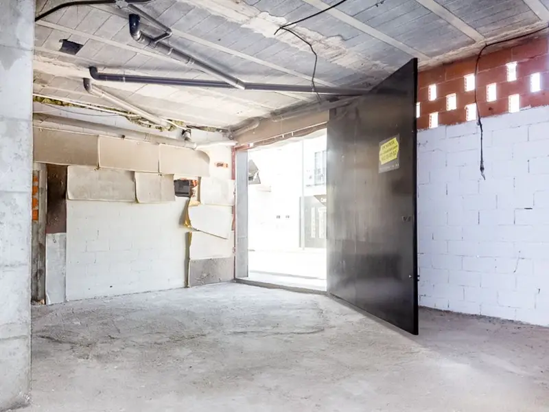 Local 168m2 Montijo Plaza Libertad Ascensor