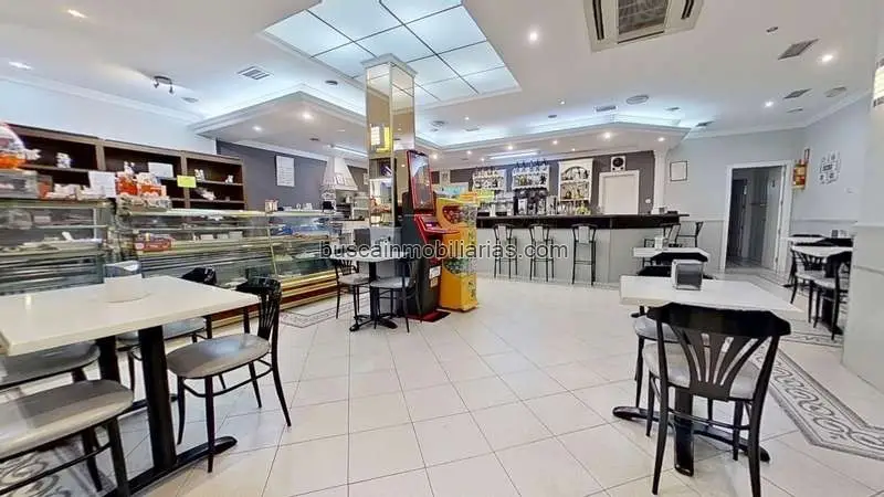 Cafeteria Pasteleria en Venta La Zubia