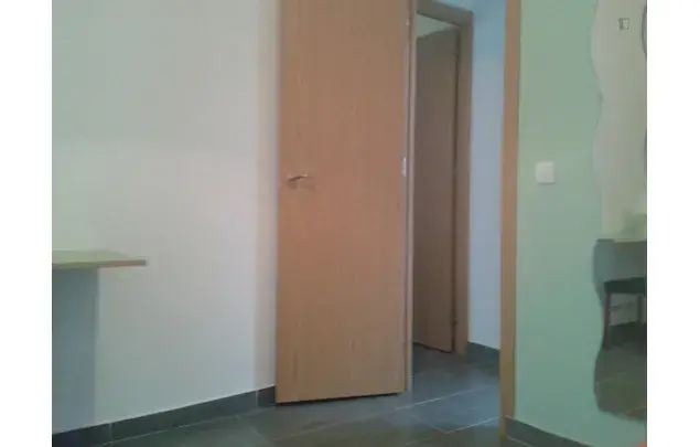 Alquiler Apartamento 4 Dormitorios Cadiz Cerca Universidad