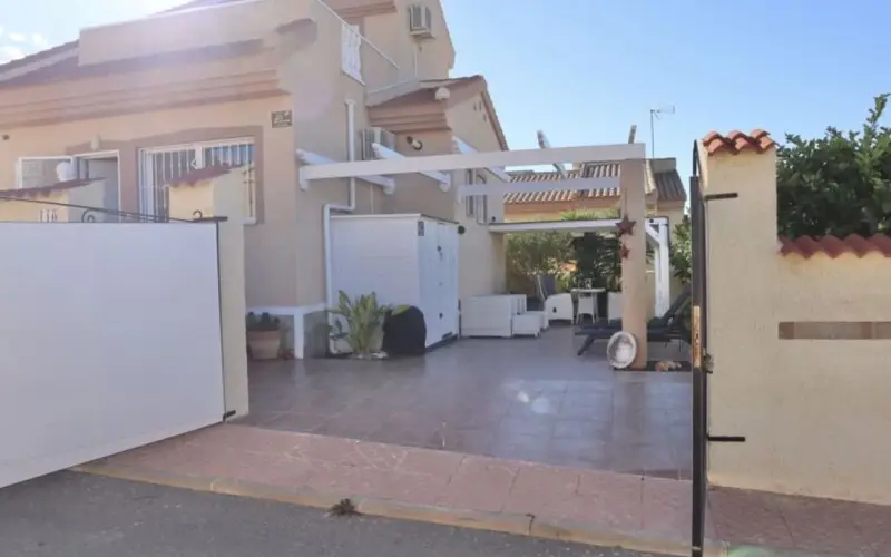 Chalet en alquiler en Ciudad Quesada, Rojales, Alicante