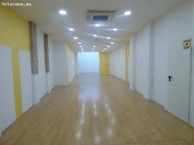 Local Comercial en Alquiler Centro Manresa 100m2