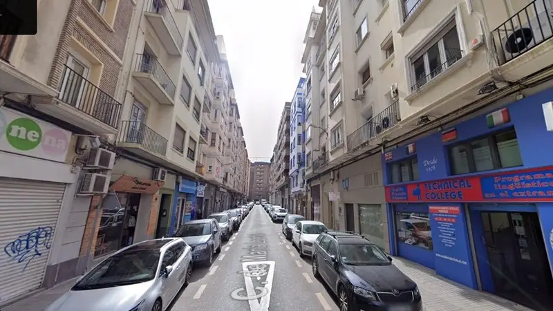 Piso en Zaragoza Calle Maria Lostal Ocupado Venta al Contado