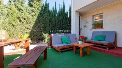 Casa Adosada en Alquiler Villas Camarena III 4 Dorm 4 Baños