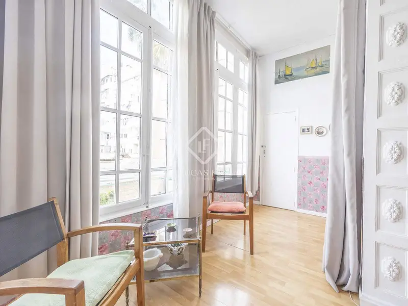 Apartamento en Valencia ciudad: 3 dormitorios, 2 baños, Eixample