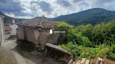 Casa en Luintra para reformar con vistas al río Miño