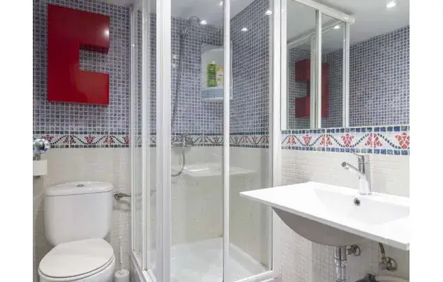 Estudio 23m² Madrid: Moderno, Acogedor, Mascotas