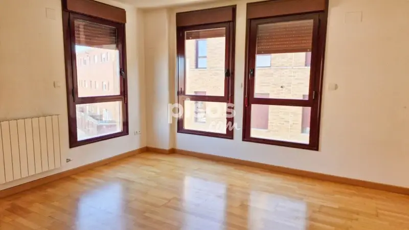 Dúplex en Venta La Muela Centro