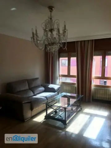 Piso en venta Ciudad Real 4 dormitorios 2 baños garaje terraza