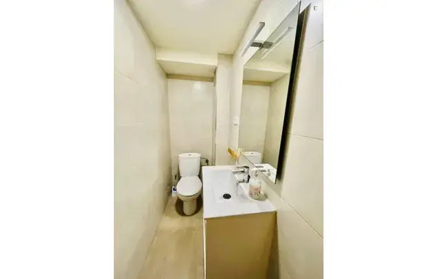 Coliving Alcalá de Henares: Habitaciones Amuebladas con Gastos Incluidos