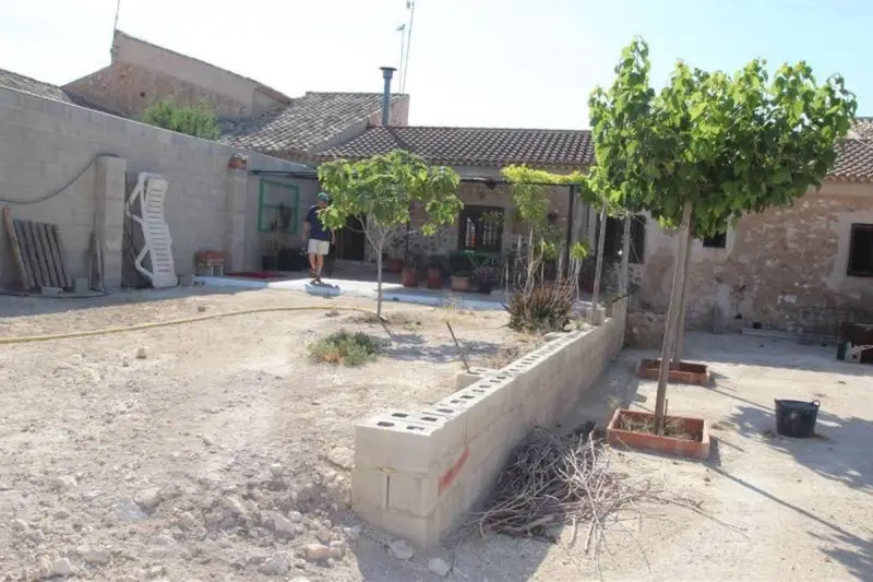 Chalet en venta en Pinoso, Alicante