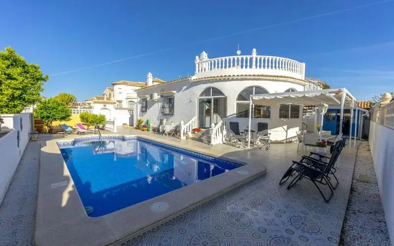 Chalet 3 Dormitorios Villamartin Orihuela Costa