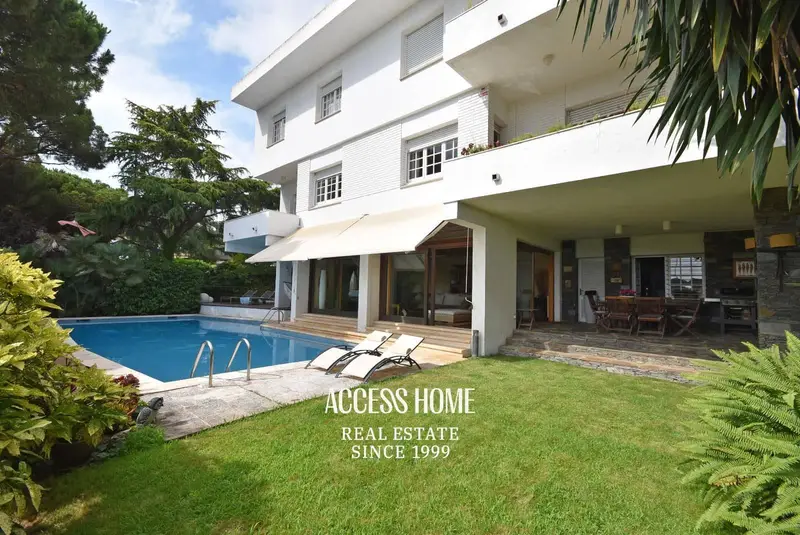 Chalet en Venta en Cabrils Barcelona 638m2