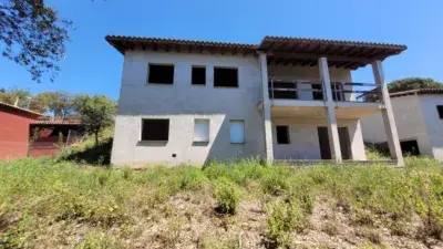 Casa en venta en Carrer de les Hortènsies, 11