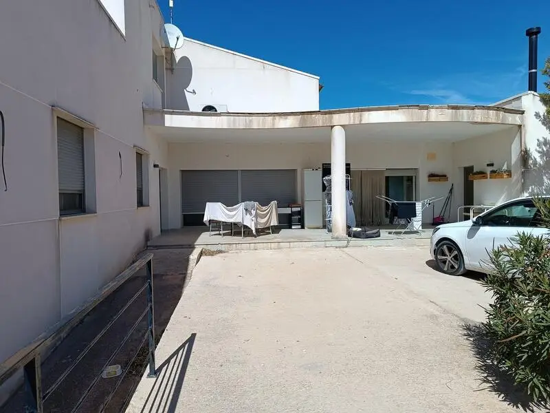 Villa en venta 4 dormitorios Yecla Murcia