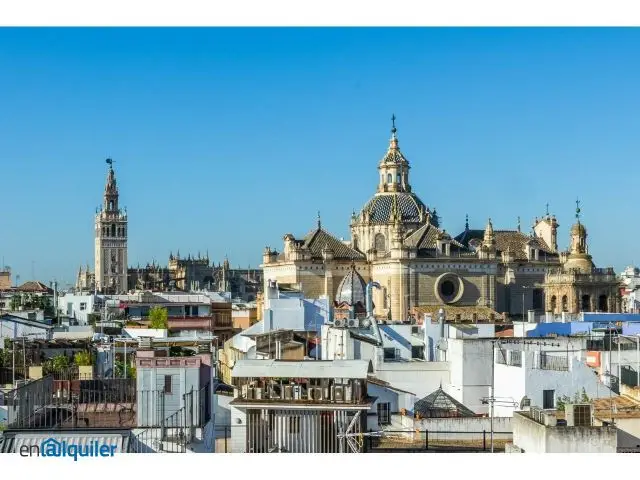 Alquiler piso aire acondicionado Casco antiguo