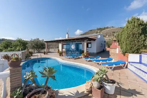 Casa Cortijo con Vistas al Mar en Almuñécar 5 Dormitorios