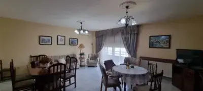 Piso en Venta Torrijos - Amplio y Luminoso Cerca del Centro