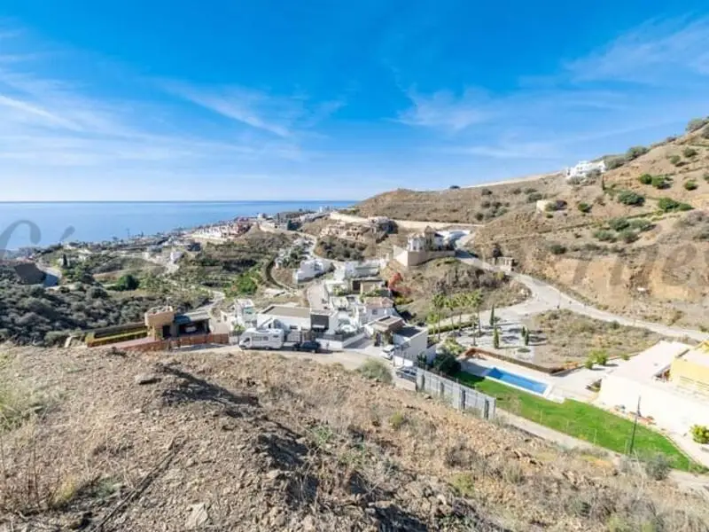 Parcela en Venta Torrox: Vistas al Mar y 2 Viviendas Posibles
