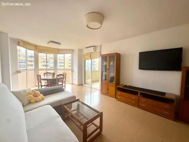 Vivienda Con Vistas Al Mar En Urbanización Villa Teresa