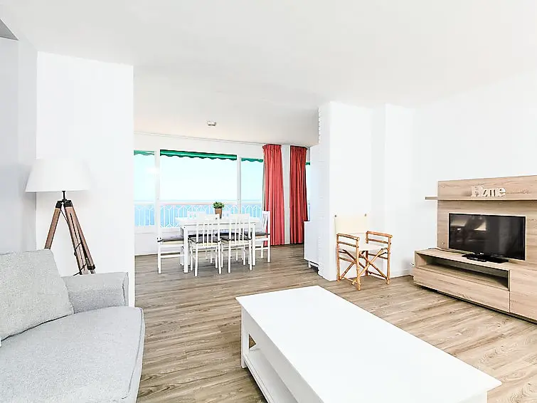Piso de 3 Dormitorios alquiler Benidorm, España