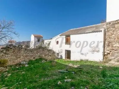 Casa en Canillas de Albaida con Jardin y Azotea