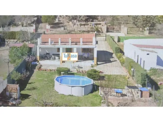Casa con Parcela en La Perala cerca de Caceres