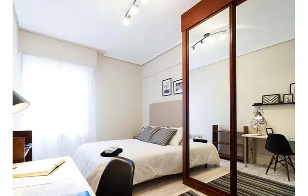 Habitaci	ón 110m	² Bilbao Estancia Media Larga