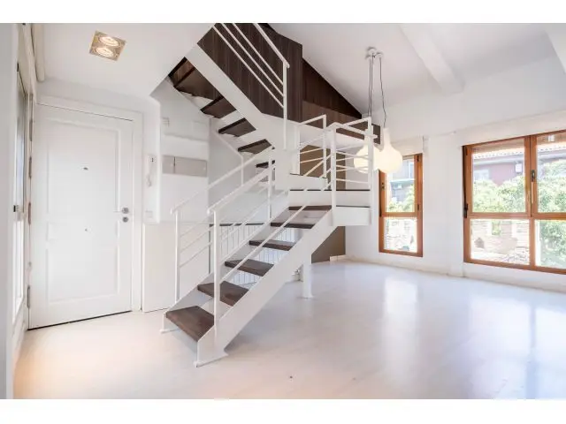 Atico Duplex Moderno en La Madalena Zaragoza