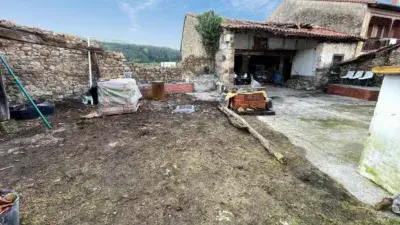Finca Rustica en Periedo con Licencias para Reforma