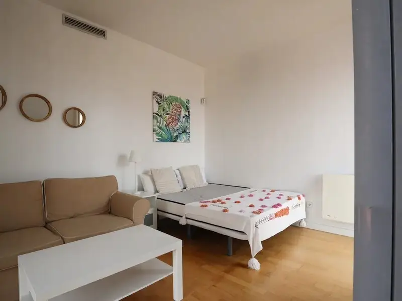Apartamento en Alquiler Madrid 1 Dormitorio Cerca Transporte