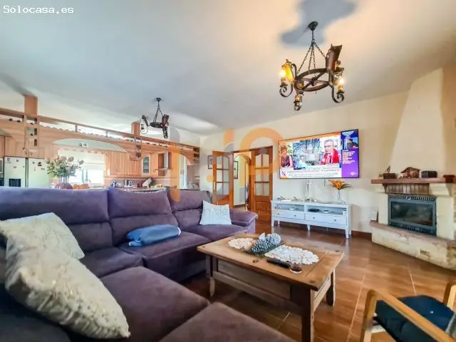 Casa en Venta en Huércal-Overa 3 Dormitorios Piscina