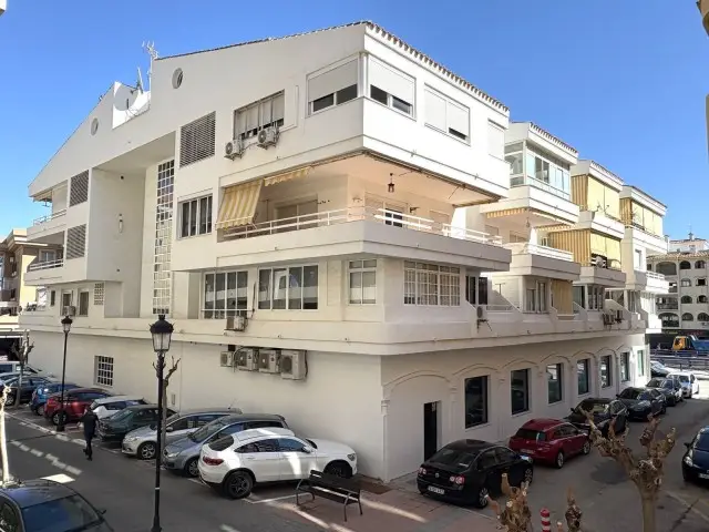 Piso en venta San Luis De Sabinillas, España