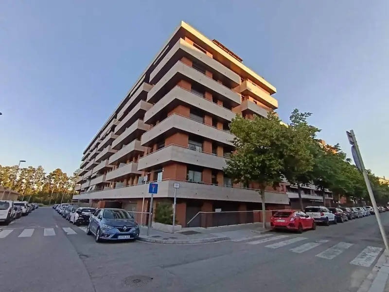 Local Comercial en Alquiler Vilanova i la Geltrú 100m²