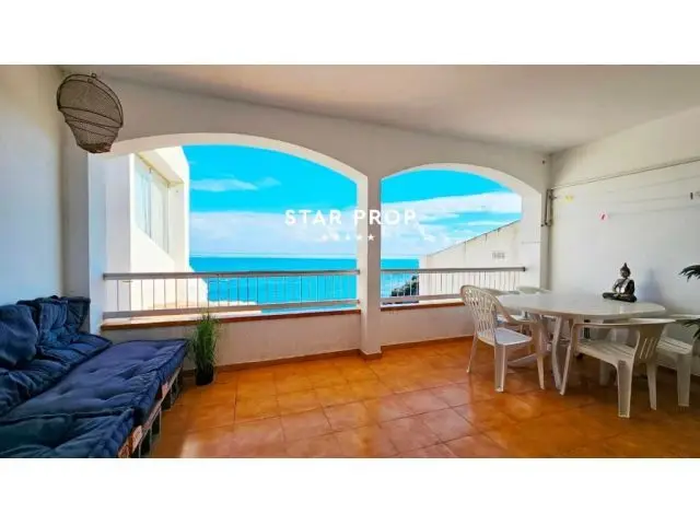 Ático en Llançà con vistas al mar