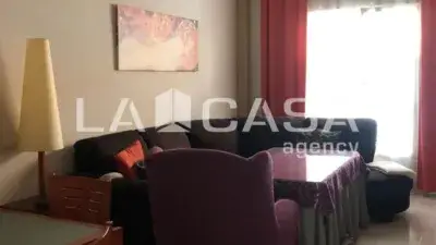 Chalet en Venta en Alcalá de Guadaira Cerca del Parque de los Molinos