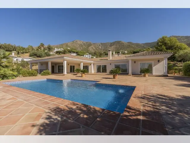 Casa Villa 5 Dormitorios Lujo Valtocado Mijas Costa