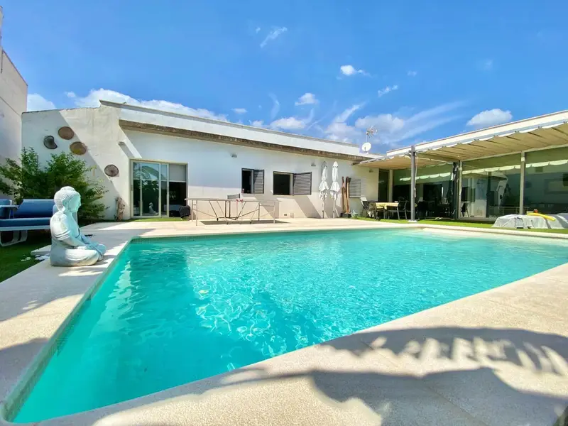 Chalet en Venta Son Serra La Vileta Palma Mallorca