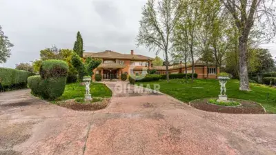 Chalet en Venta Guadamonte Boadilla del Monte Lujo y Comodidad