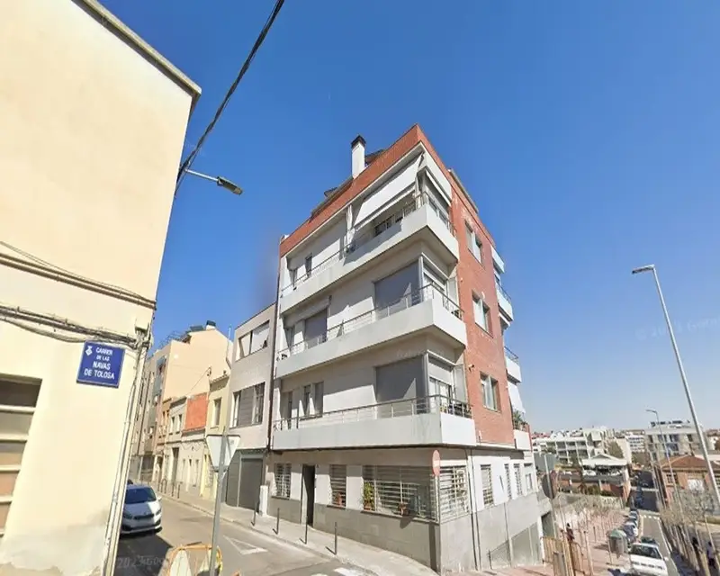 Garaje en Venta Terrassa 12m2 Roger de Lluria