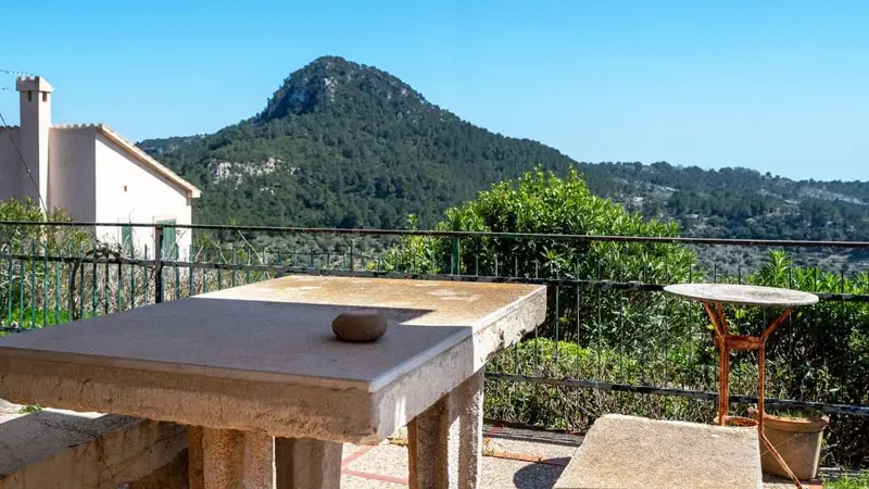 Chalet en venta Galilea Puigpunyent Mallorca vistas montaña mar