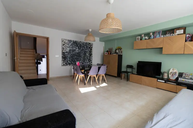 Venta Duplex 4 habitaciones Cobatillas