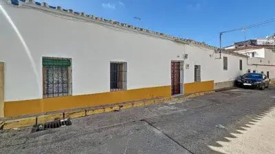 Casa adosada en venta Almodovar del Rio para reformar