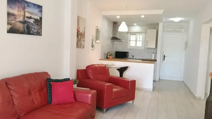 Apartamento 1 Dormitorio en El Faro Cerca de la Playa